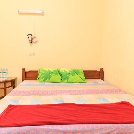 Penginapan Pondok Rizqi Syariah Brebek Zewnętrze zdjęcie