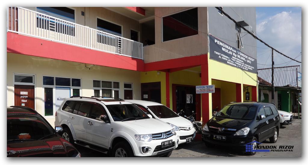 Penginapan Pondok Rizqi Syariah Brebek Zewnętrze zdjęcie